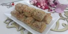 Simit Tadında Çıtır Milföy Börek Tarifi